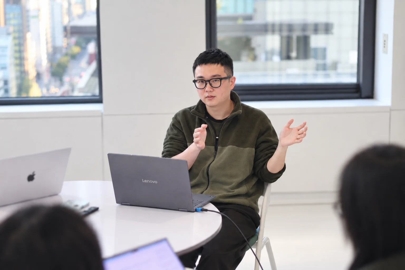 IPO 스터디에서 발언하는 ZUZU 자본시장솔루션사업부 매니저